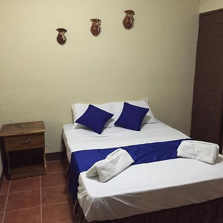 Hostal El Jardin León 部屋 写真