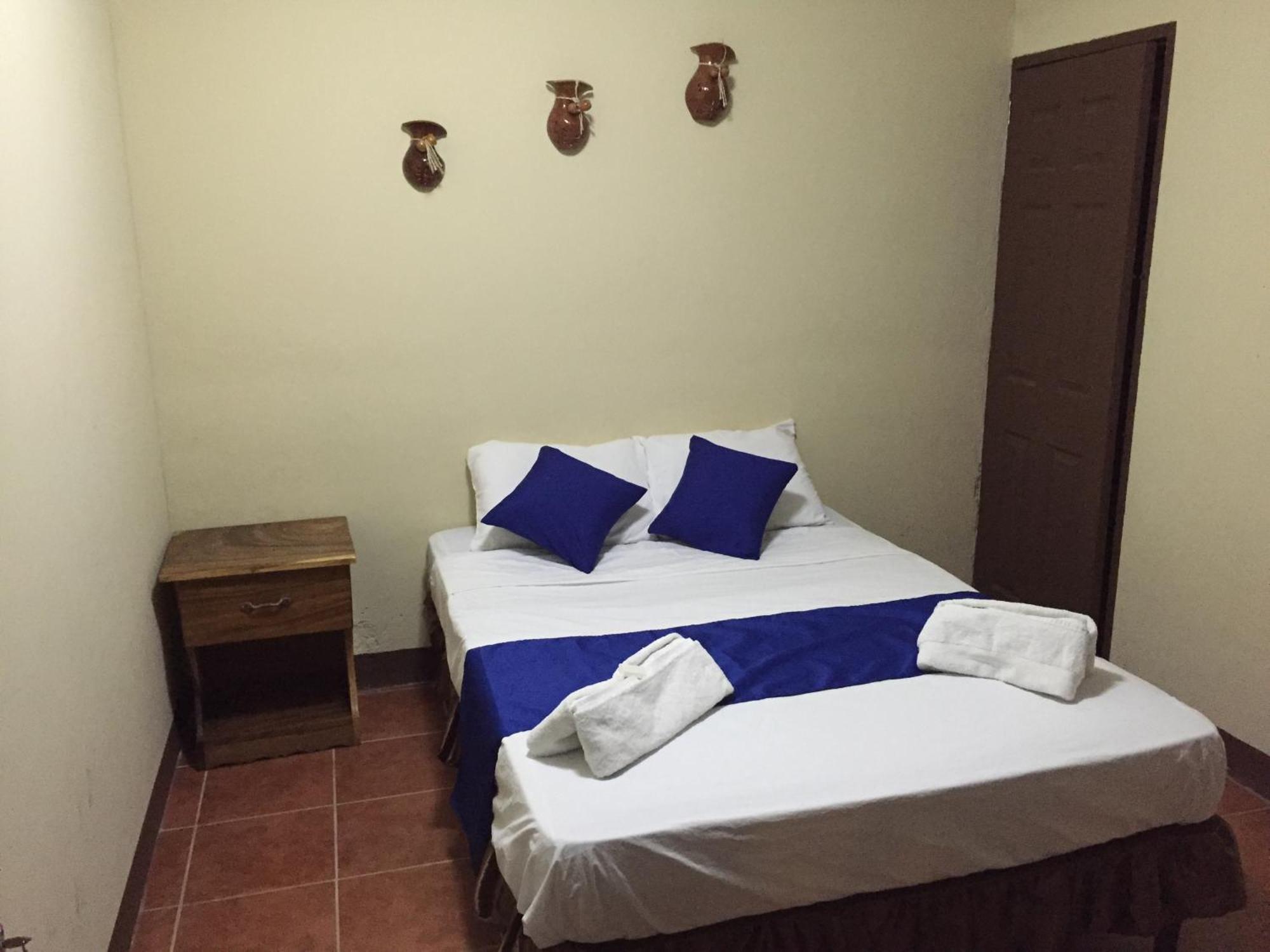 Hostal El Jardin León 部屋 写真
